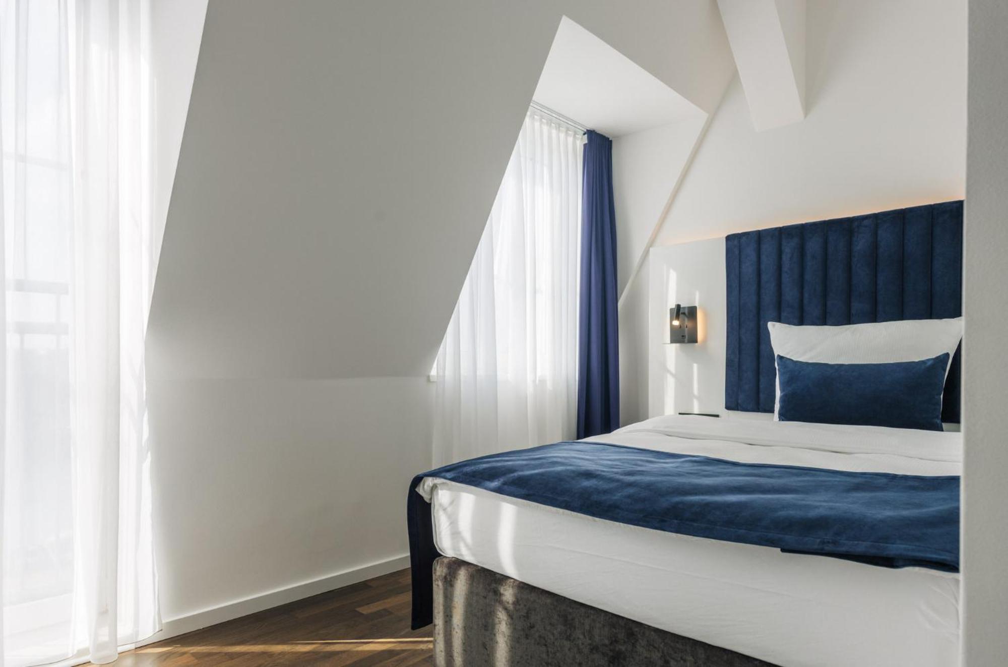 Homaris East Side Hotel Берлин Екстериор снимка