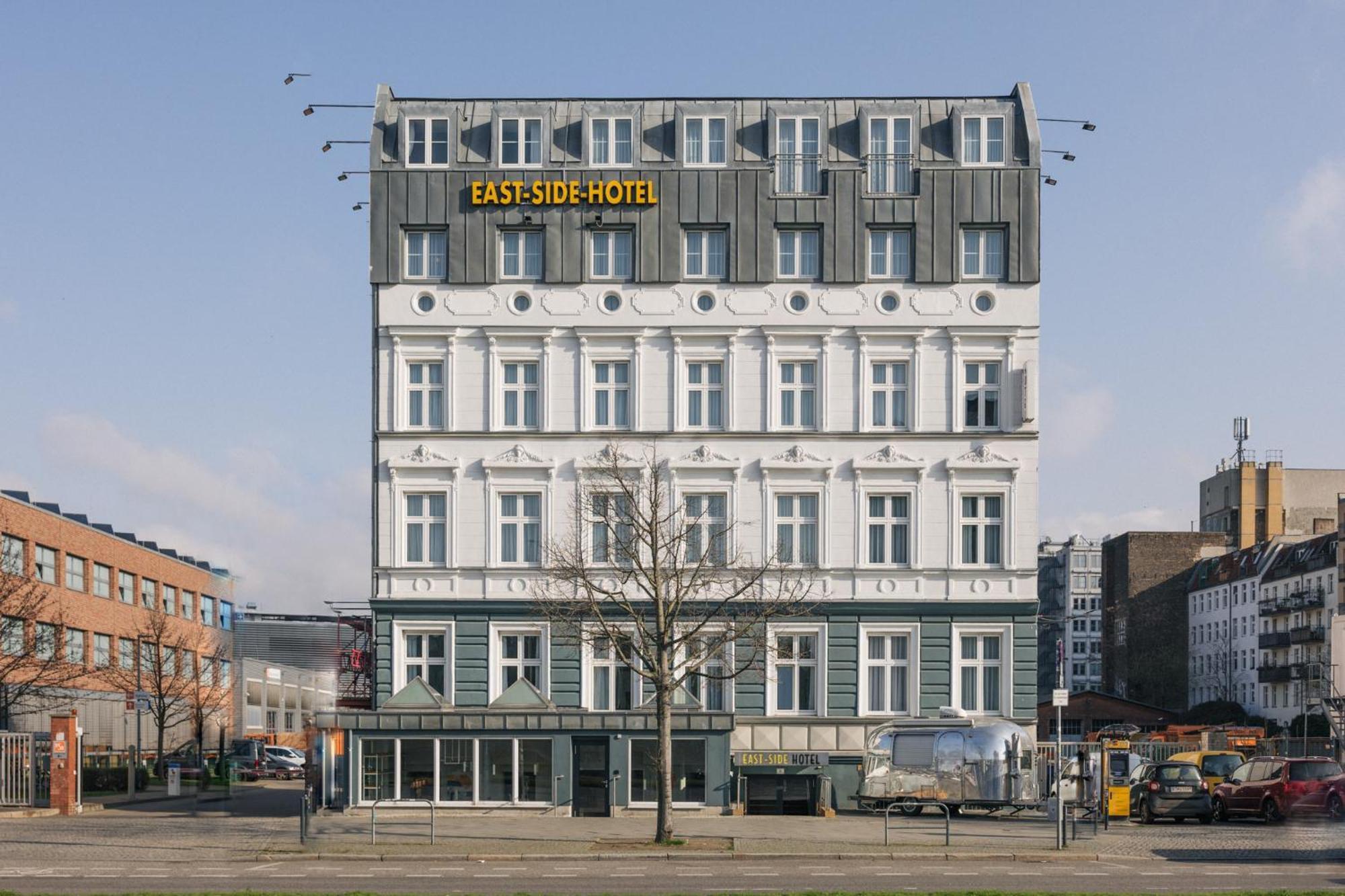 Homaris East Side Hotel Берлин Екстериор снимка