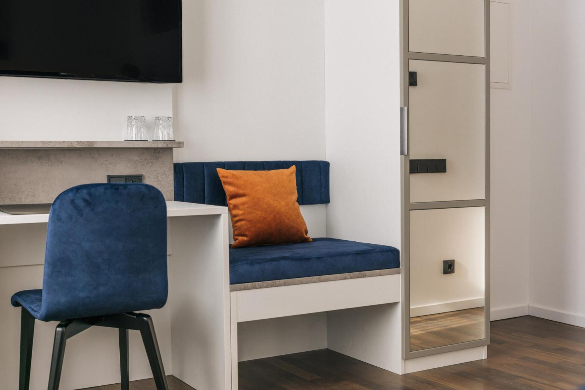 Homaris East Side Hotel Берлин Екстериор снимка