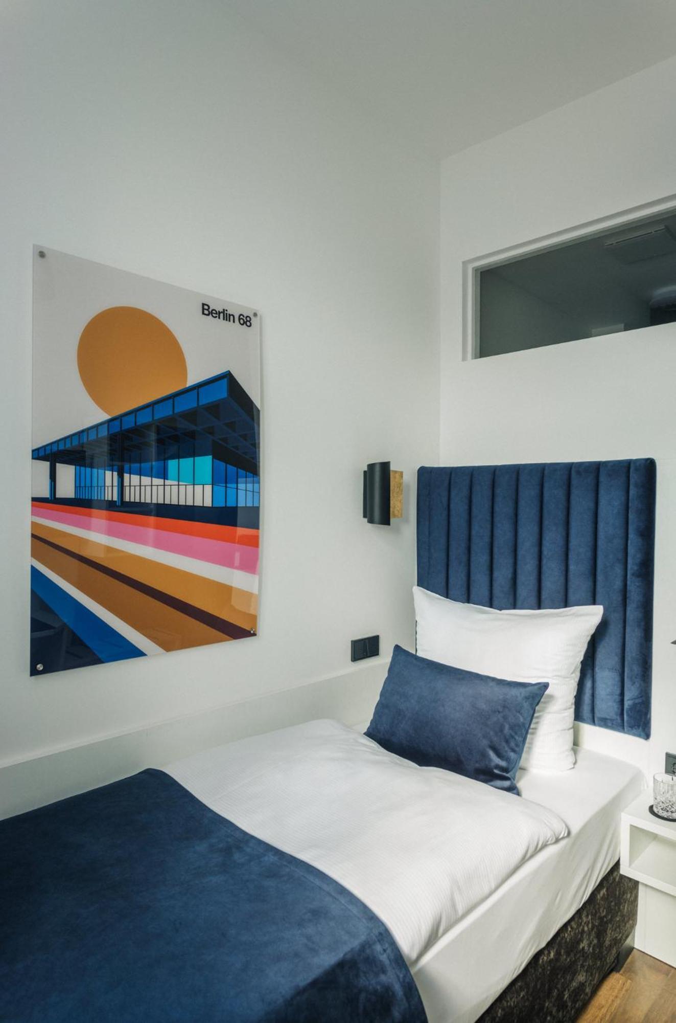 Homaris East Side Hotel Берлин Екстериор снимка