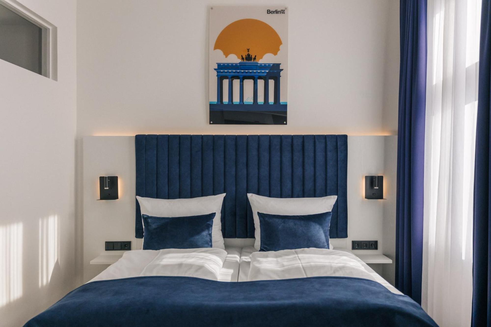 Homaris East Side Hotel Берлин Екстериор снимка